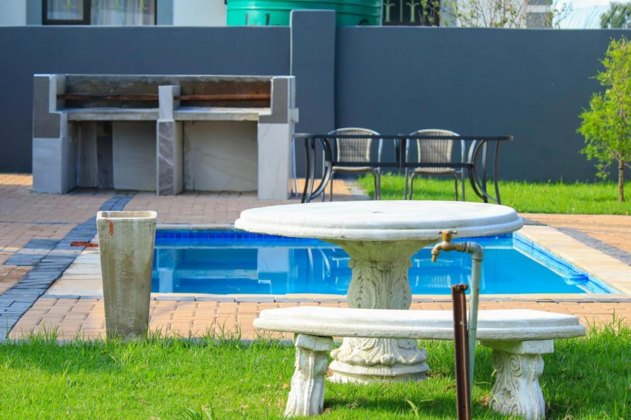 Tranquility Guesthouse Standerton Exterior photo